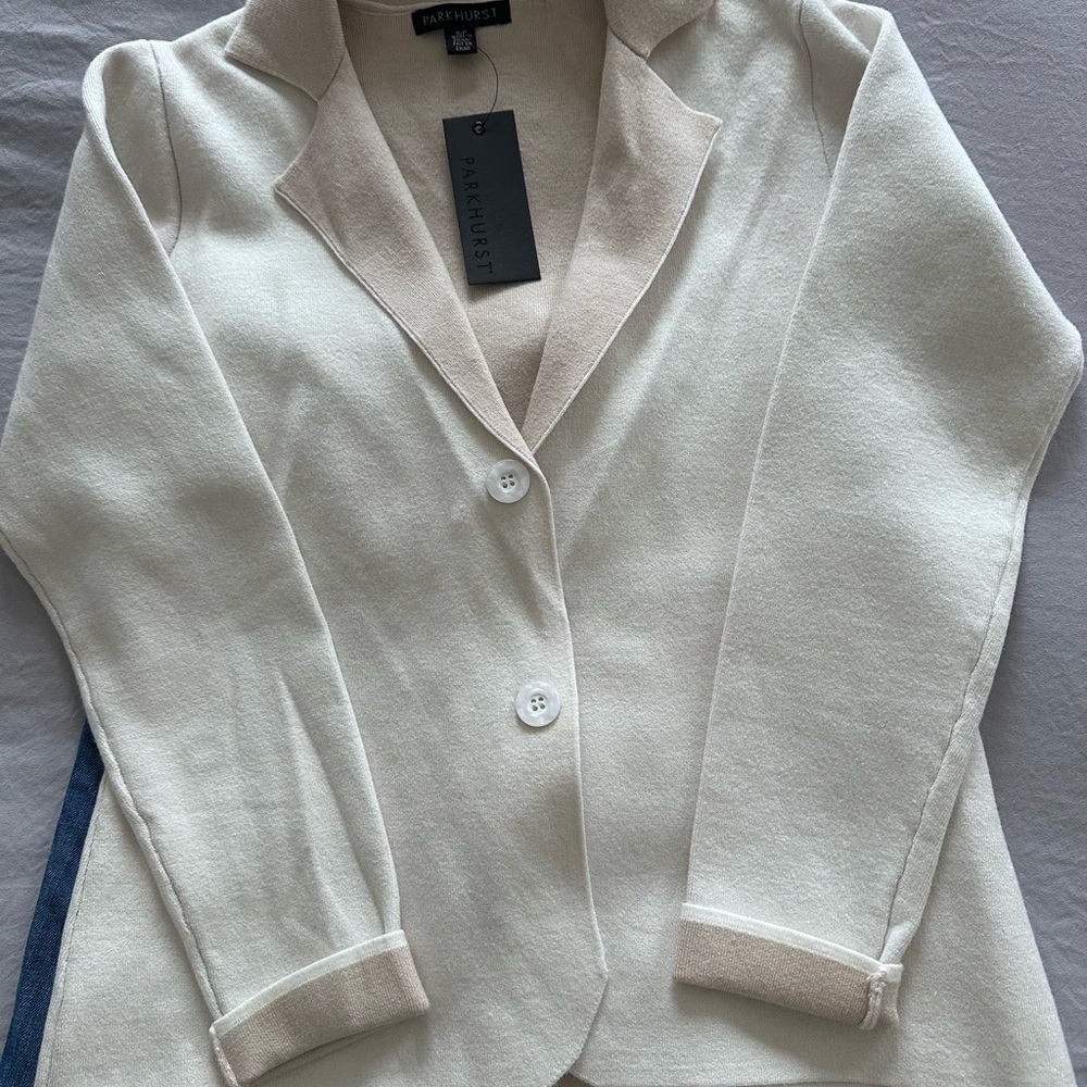 Parkhurst Women's White Blazer
